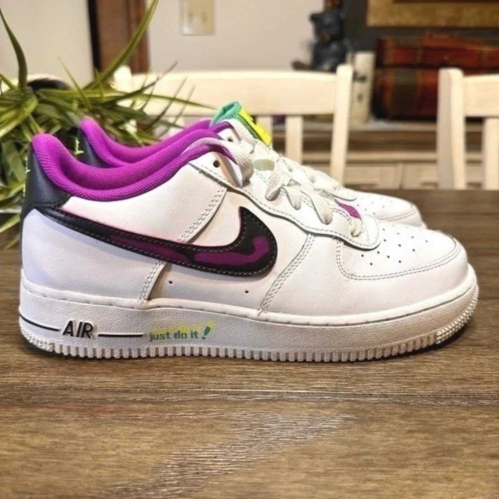 Nike Air Force 1 Low Just Do It White Multi Color Sneakers‎ Kids 7Y/ Women's 8.5